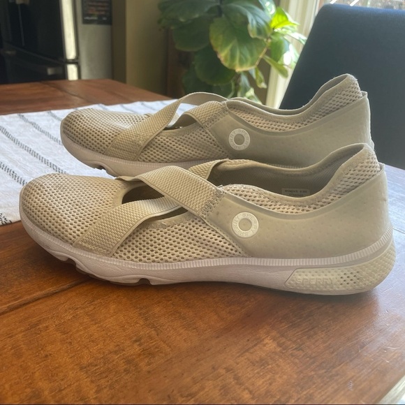 Sperry | Mary Jane Seas Hydra Sneaker Tan Beige Women’s Size 9.5 Waterproof - Picture 4 of 10